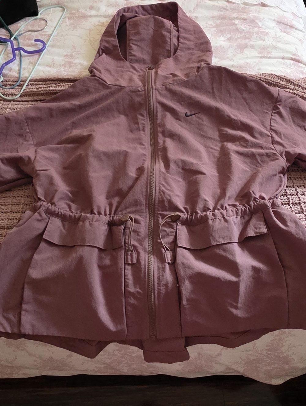 NWOT Nike Peplum Light Windbreaker Jacket Sz. Small - Picture 9 of 10